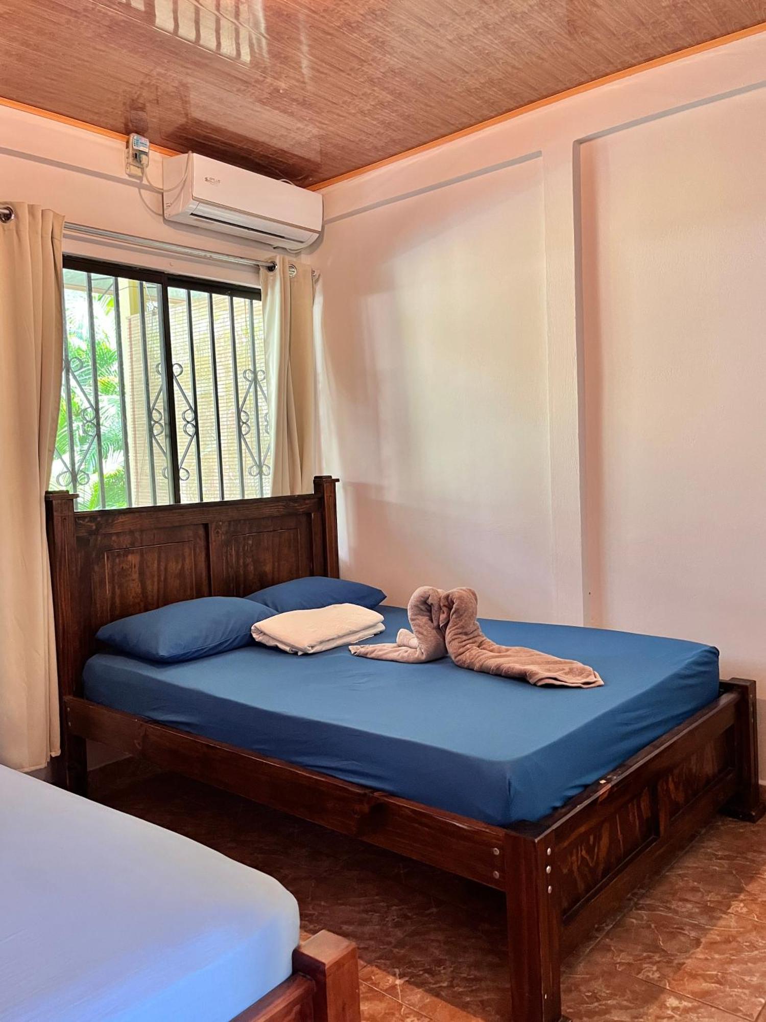 Family Hotel Puerto Viejo de Talamanca 外观 照片